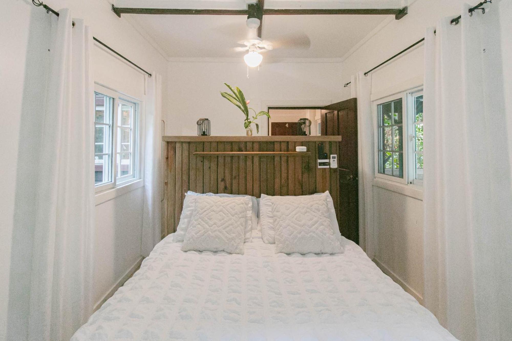 Casa De Mono Bocas Bed & Breakfast Big Creek Exterior photo