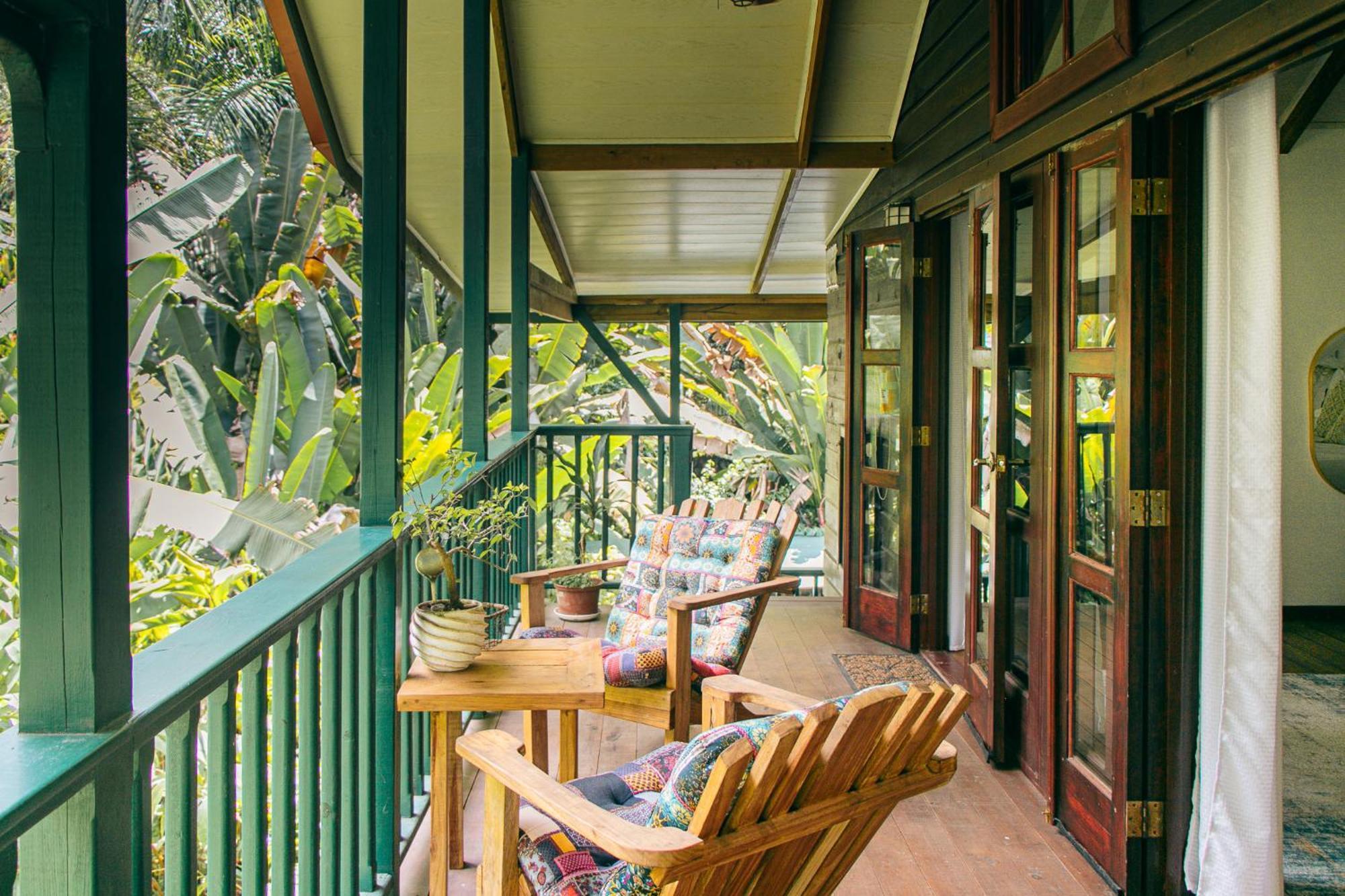Casa De Mono Bocas Bed & Breakfast Big Creek Exterior photo