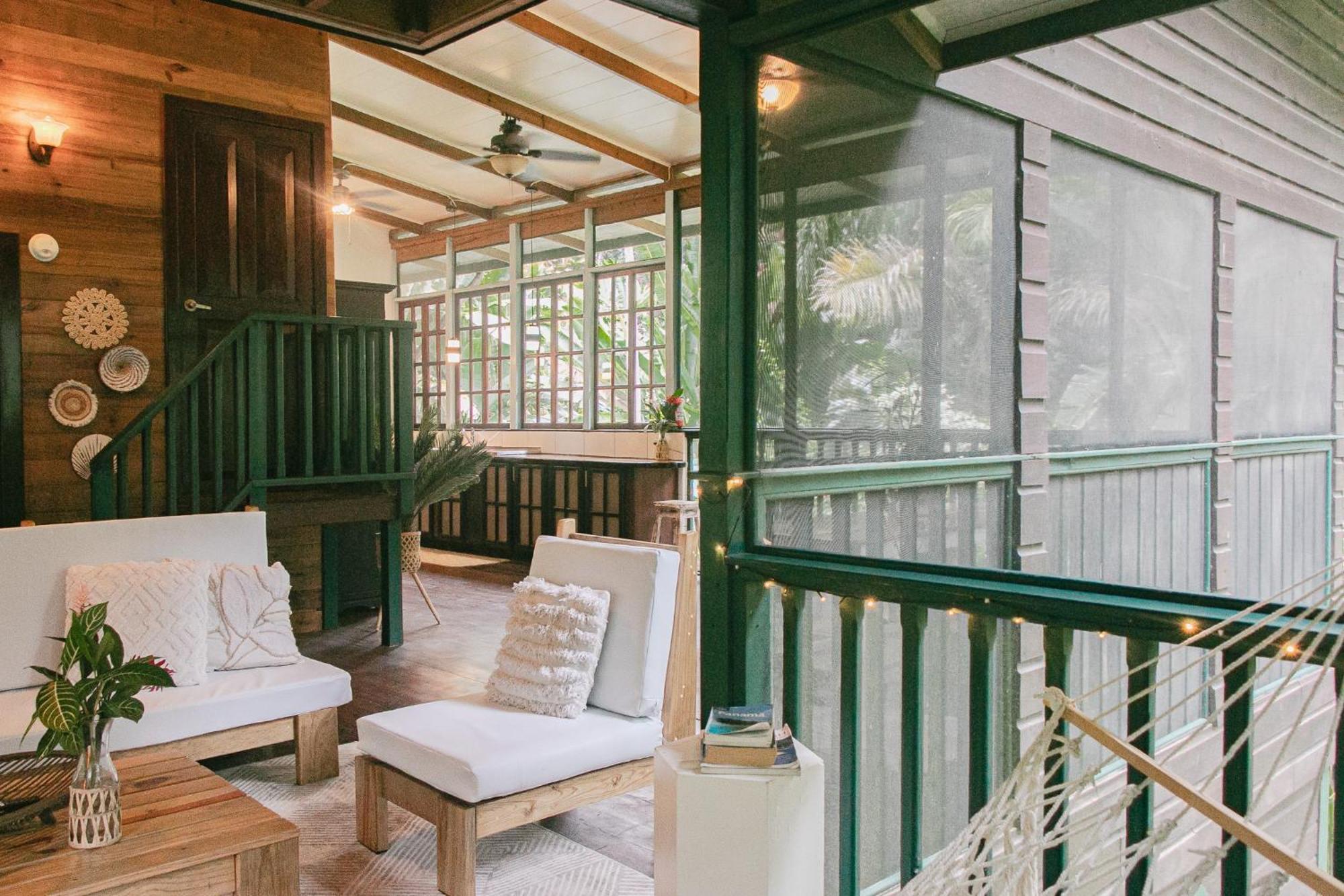 Casa De Mono Bocas Bed & Breakfast Big Creek Exterior photo